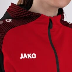 JAKO Präsentationsanzug Performance Mit Kapuze (Jacke Und Hose) Rot/schwarz Damen -Tennis Meister JAKO Praesentationsanzug Performance M9622 101 4 960x960 1