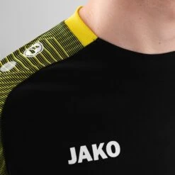 JAKO Sport-Tshirt Performance (modern, Atmungsaktiv, Schnelltrocknend) Schwarz/gelb Herren -Tennis Meister JAKO Tshirt Performance 6122 808 3 1080x1080 1