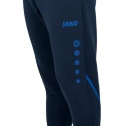 JAKO Trainingshose Pant Challenge (Double-Stretch-Knit, Atmungsaktiv, Hoher Tragekomfort) Lang Dunkelblau/royal Kinder 5 JAKO Trainingshose Pant Challenge (Double-Stretch-Knit, Atmungsaktiv, Hoher Tragekomfort) Lang Dunkelblau/royal Kinder -Tennis Meister Jako Trainingshose Challenge Kinder 8421 903 3 1200x1200 1